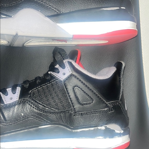 Air Jordan 4 Retro Black and Red Sneakers Pre School Size 3Y - Picture 9 of 17
